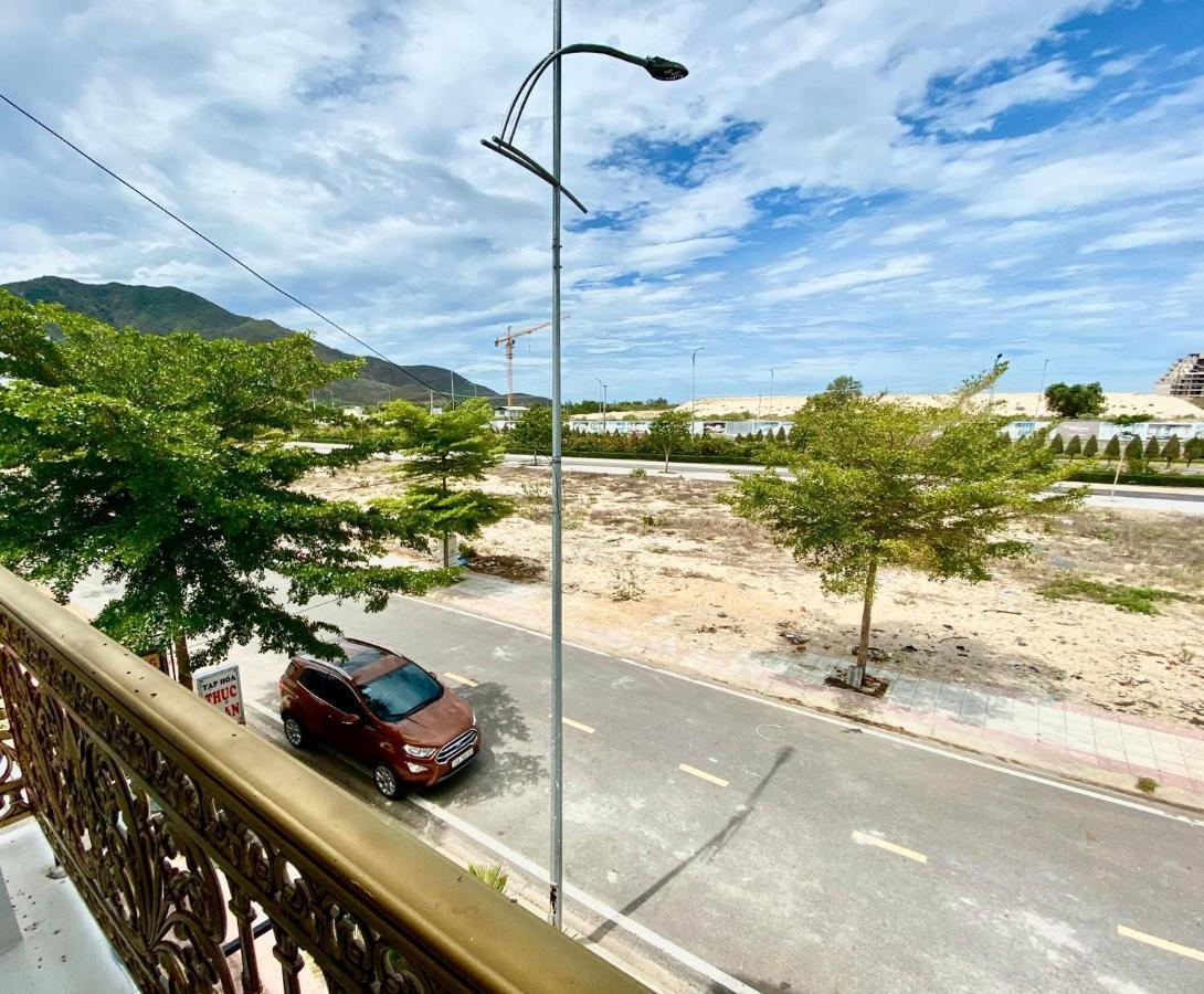Cong Thanh Long Beach Cam Lam Exterior photo